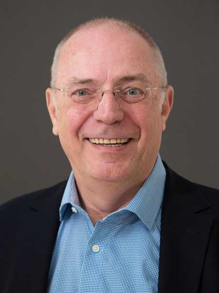 Dr. Michael Ebersohn